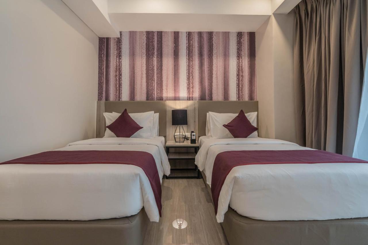 Bayfront Hotel Cebu Capitol Site Екстер'єр фото
