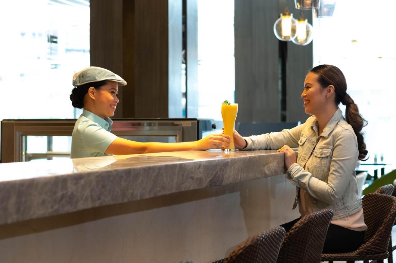 Bayfront Hotel Cebu Capitol Site Екстер'єр фото
