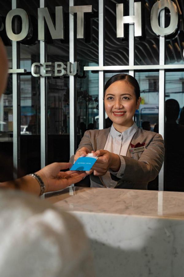 Bayfront Hotel Cebu Capitol Site Екстер'єр фото